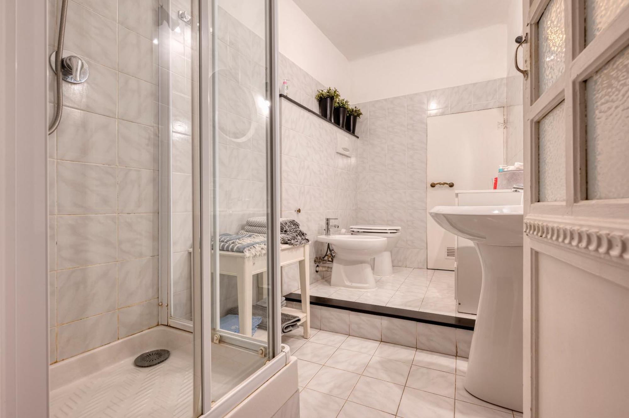 The Apartment Genova ภายนอก รูปภาพ